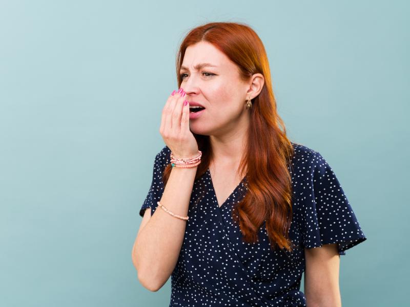 Ağız Kokusuna Faydalı Yiyecekler